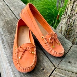 Sperry Leather Top Siders | Driving Shoes | in a Coral Orange. Sz. 7
